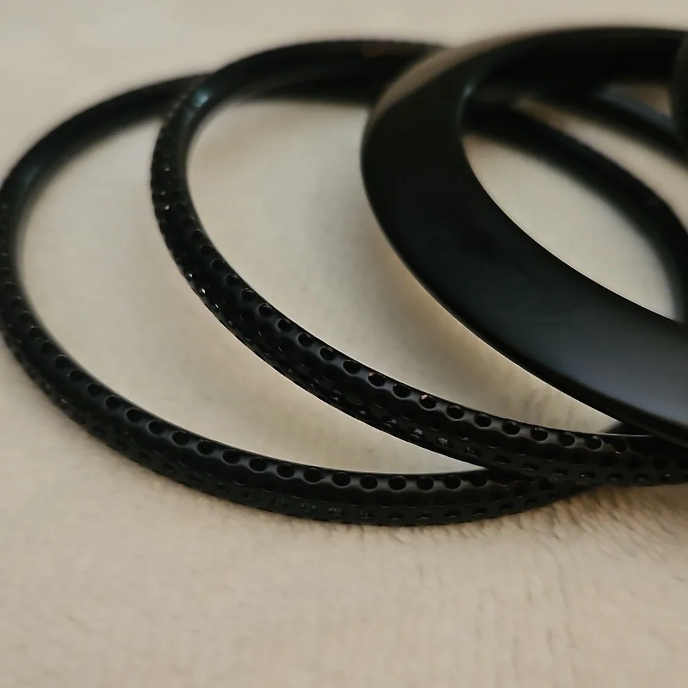 Stylish Black Metal and Acrylic Bangle Bracelets